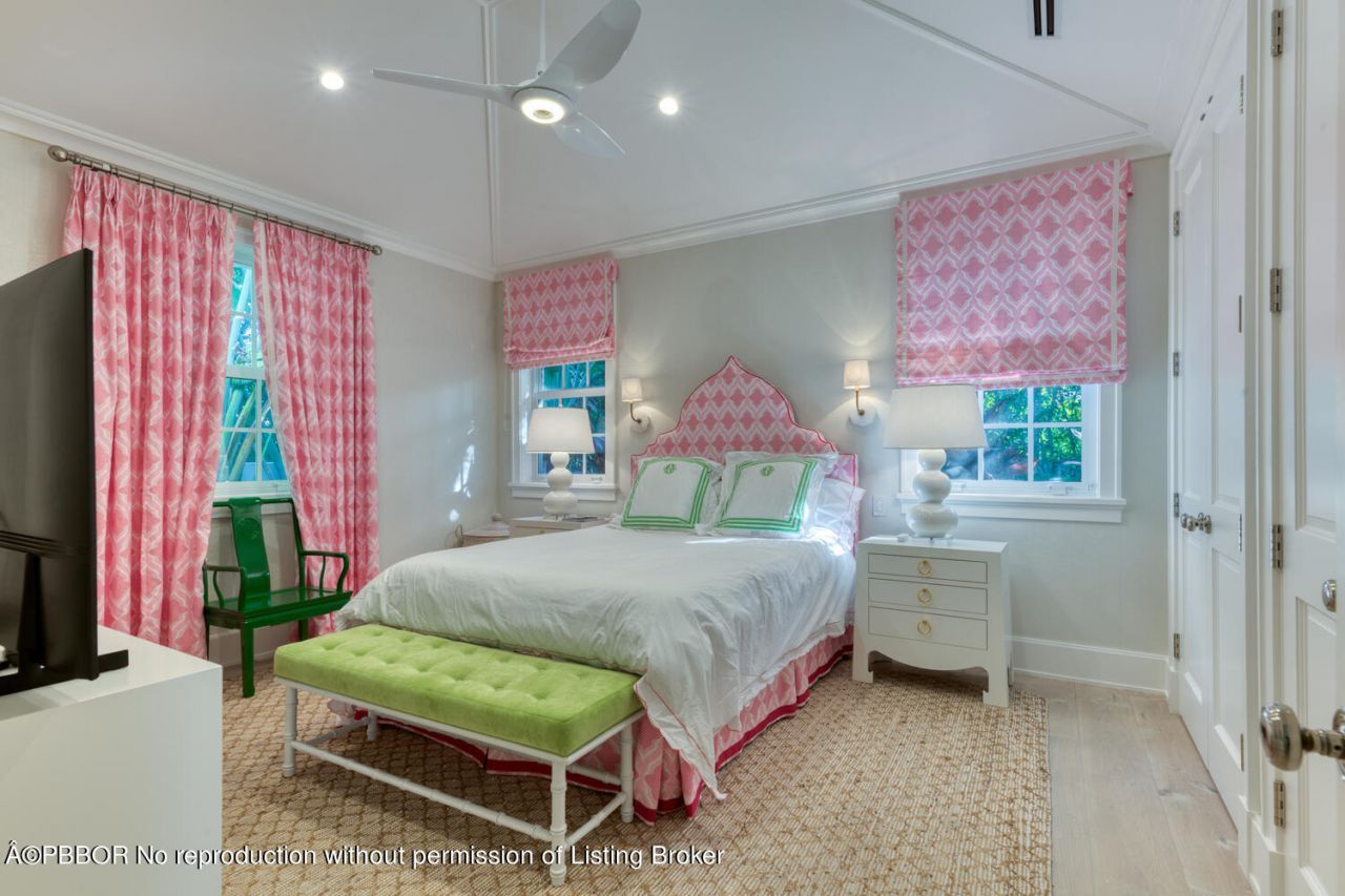225 Arabian Road, Palm Beach, FL 33480 Photo