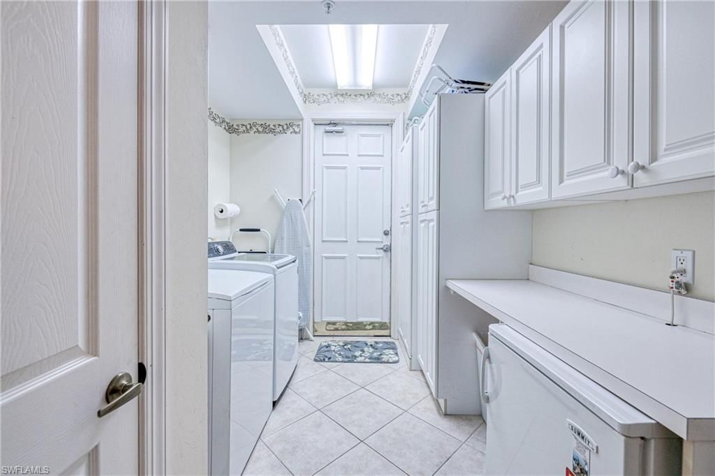 15100 Harbour Isle Dr, Unit 701, Fort Myers, FL 33908 Photo