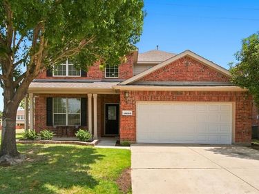 15636 Gatehouse Drive, Fort Worth, TX 76262