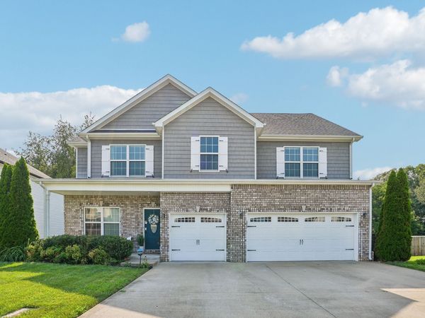 675 Sturdivant Dr , Clarksville, TN 37042