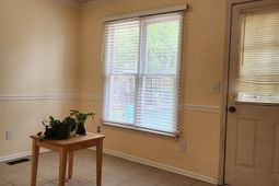 303 Autumn Hill Lane photo 4