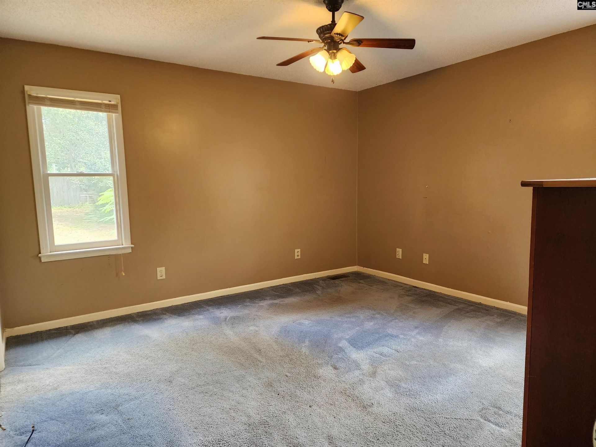 303 Autumn Hill Lane Photo 9