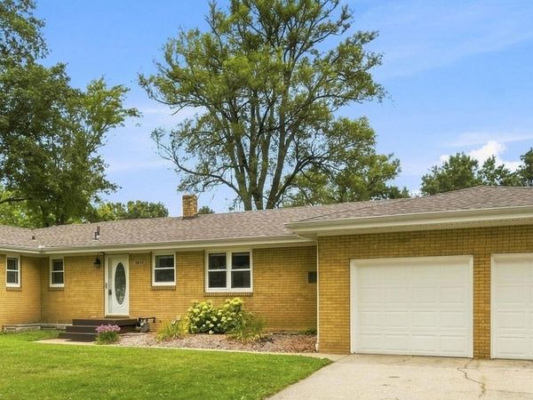 1615 Maiden Lane, St. Joseph, MI 49085