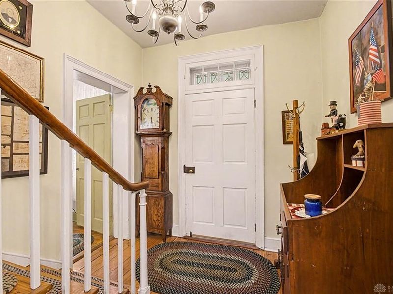 7646 N River Road, Springfield, OH 45502 Photo 2