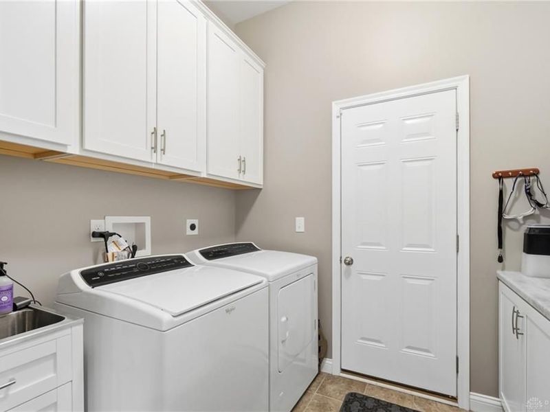 1584 Hawk Ridge Drive, Hamilton Township, OH 45039 Photo 37