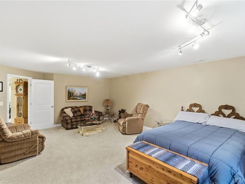 1584 Hawk Ridge Drive, Hamilton Township, OH 45039 Photo 53