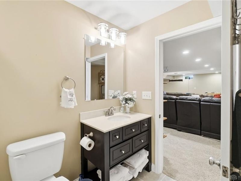 1584 Hawk Ridge Drive, Hamilton Township, OH 45039 Photo 55