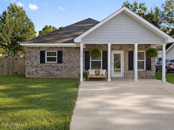 3220 Tuna Road, Gautier, MS 39553