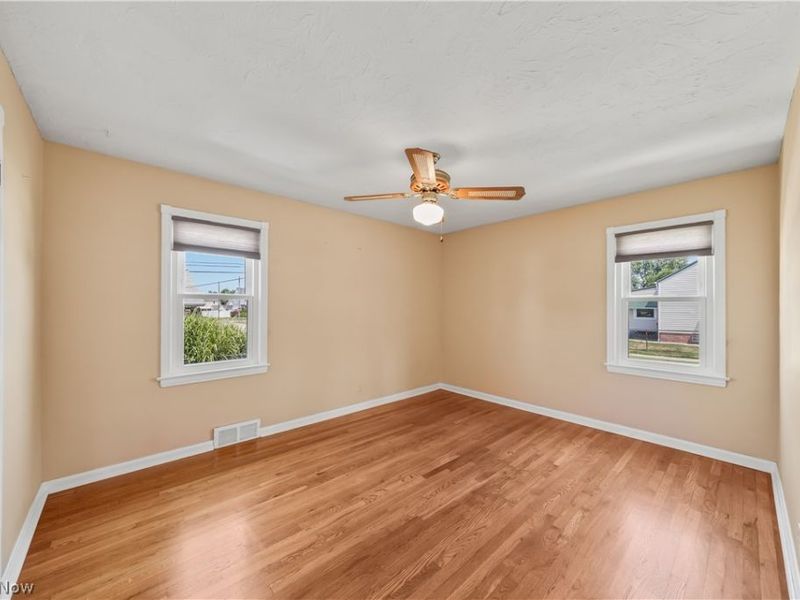 7902 Dorothy Avenue, Parma, OH 44129 Photo 10