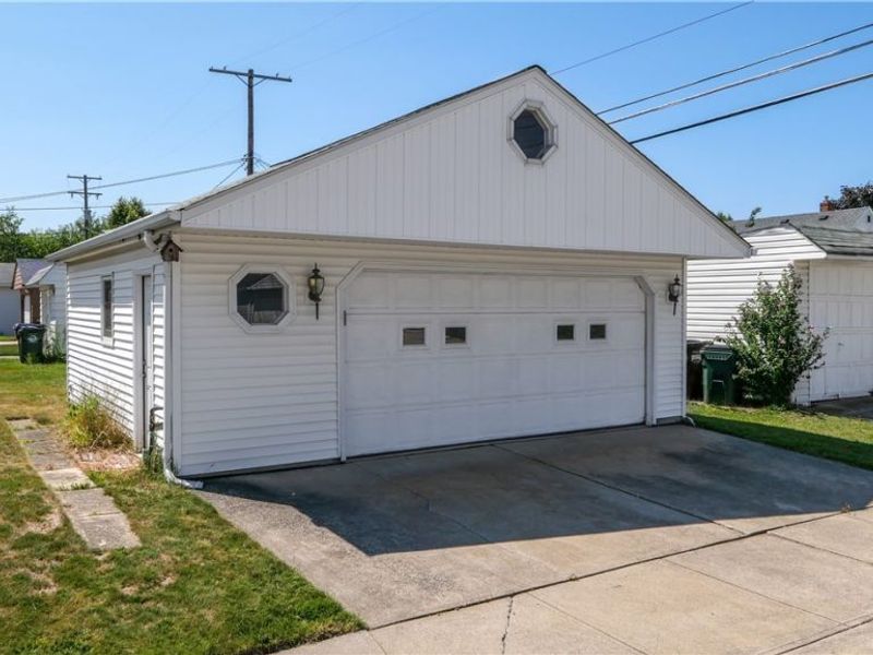 7902 Dorothy Avenue, Parma, OH 44129 Photo 38