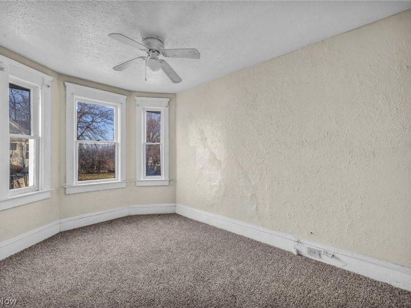 8110 Melrose Avenue, Cleveland, OH 44103 Photo 30