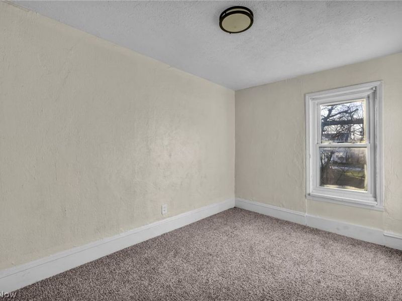 8110 Melrose Avenue, Cleveland, OH 44103 Photo 33
