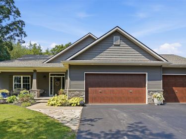 2588 Cheltenham Knoll, Marion Township, Mi 48843