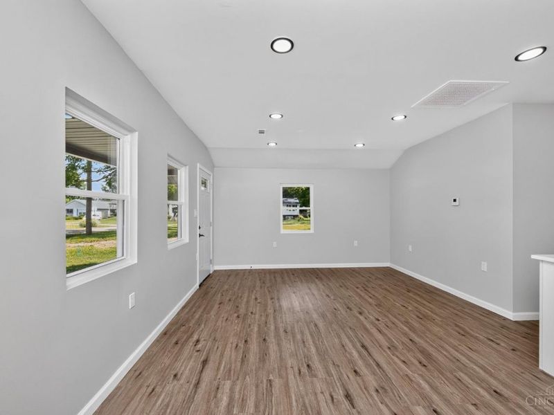 8812 Pine Road, Sycamore Township, OH 45242 Photo 7