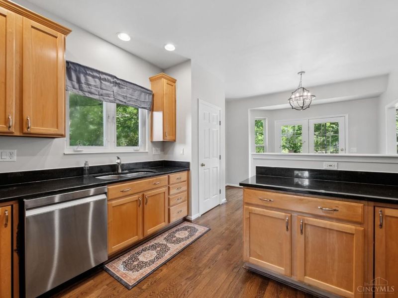7879 Yellowwood Drive, Mason, OH 45040 Photo 12