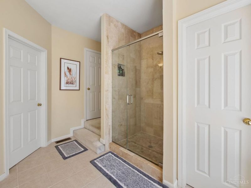 7879 Yellowwood Drive, Mason, OH 45040 Photo 18
