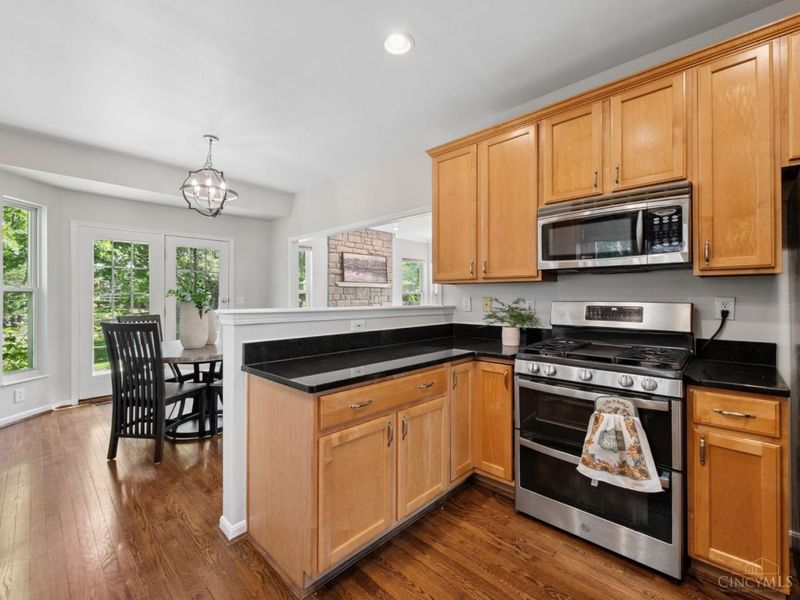 7879 Yellowwood Drive, Mason, OH 45040 Photo 9