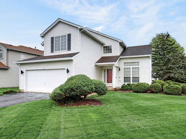 320 Starwood Pass , Lake In The Hills, IL 60156