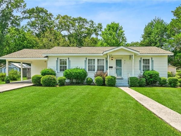 917 AVE J Avenue, Bogalusa, LA 70427