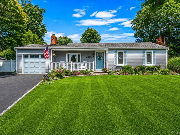 16 Pine Edge Drive, East Moriches, NY 11940