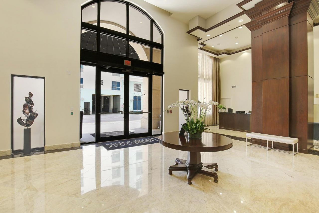 701 S Olive Avenue, Unit 807, West Palm Beach, FL 33401 Photo