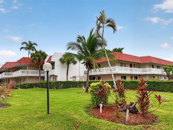 3772 Inverrary Blvd , Unit 101, Lauderhill, FL 33319
