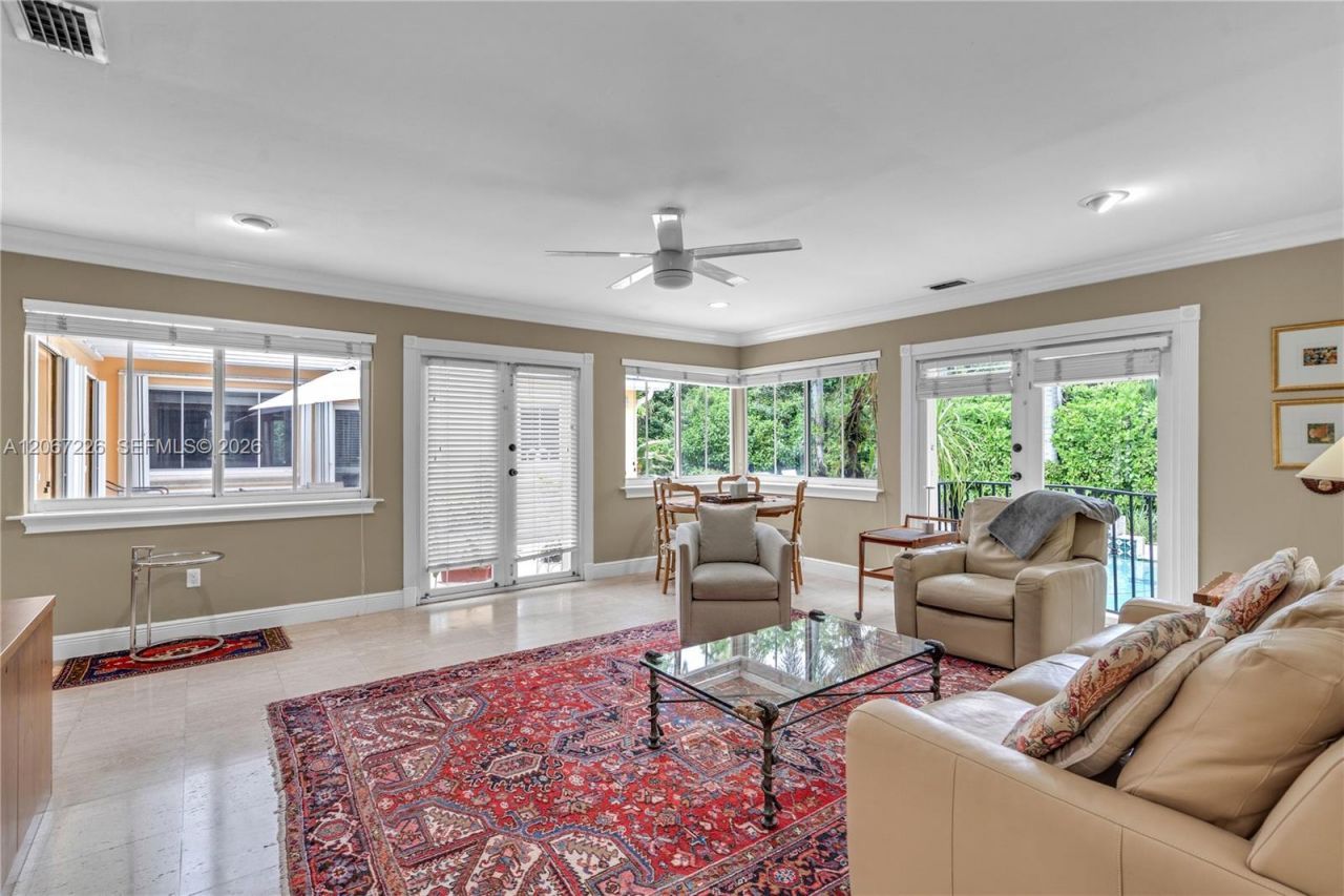 6605 Maynada St , Coral Gables, FL 33146 Photo
