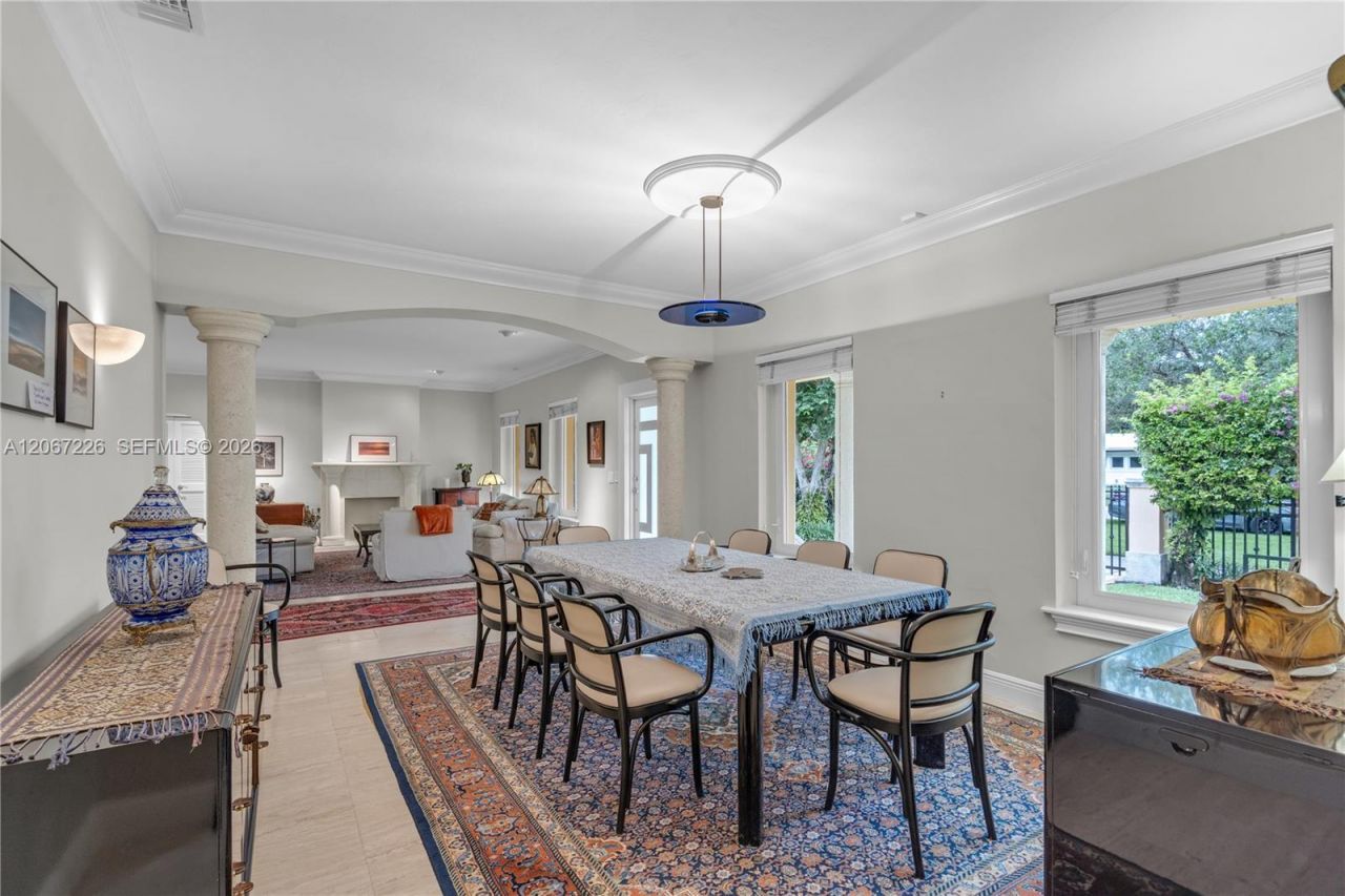 6605 Maynada St , Coral Gables, FL 33146 Photo