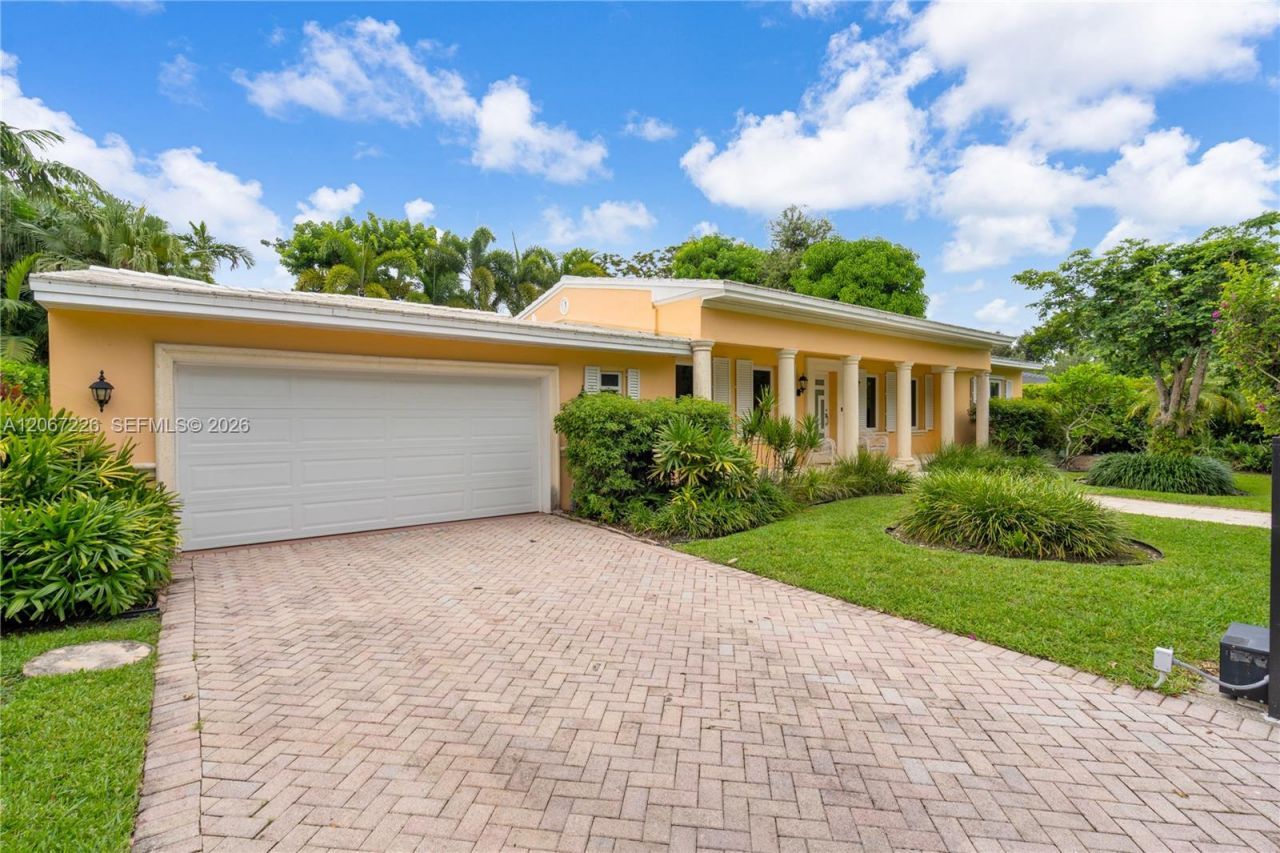 6605 Maynada St , Coral Gables, FL 33146 Photo