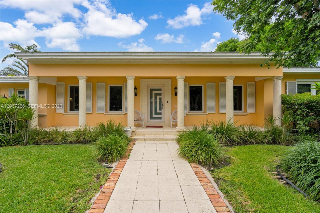6605 Maynada St , Coral Gables, FL 33146 Photo