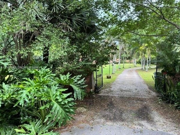 3550 SW 121st Ave, Davie, FL 33330