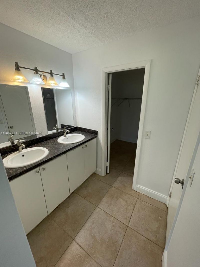 14840 Naranja Lakes Blvd, Unit C1H, Homestead, FL 33032 Photo