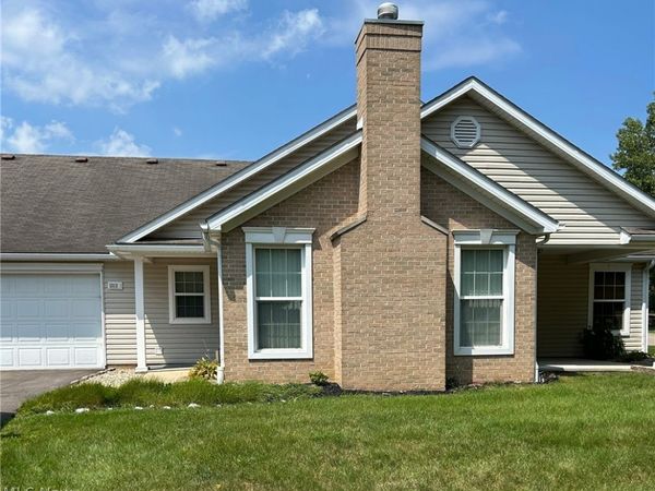 1313 Wynridge Avenue , Louisville, OH 44641