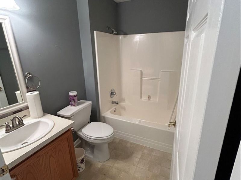 1313 Wynridge Avenue , Louisville, OH 44641 Photo 20