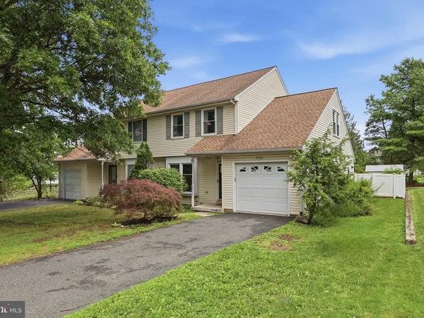 2002 CLOVER MILL ROAD , QUAKERTOWN, PA 18951