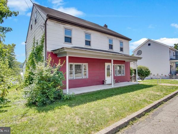 211 OAK STREET , LYKENS, PA 17048