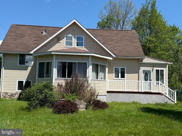 7639 LAKE SHORE DRIVE , POCONO LAKE, PA 18347