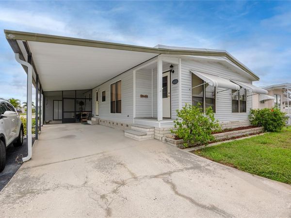 6821 AMERICANA DRIVE NE, Unit 106, ST PETERSBURG, FL 33702