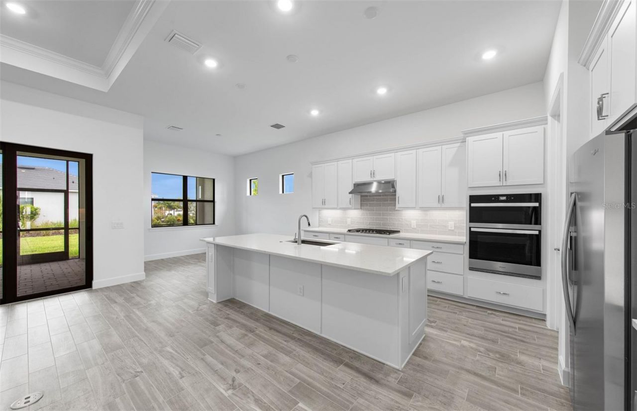 5006 Golden Shore Court, Lakewood Ranch, FL 34211 Photo