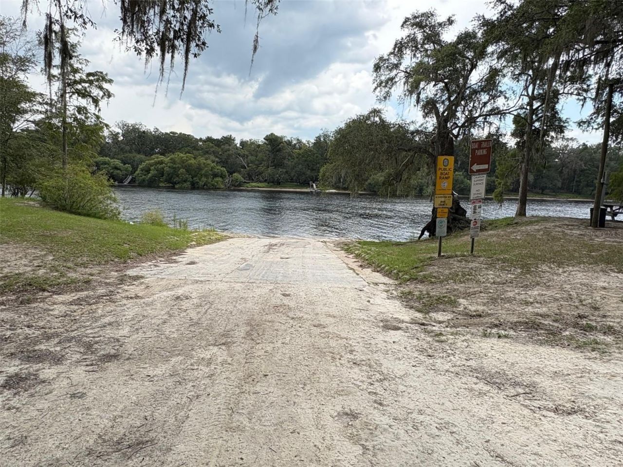 1551 NE 930th Street, Old Town, FL 32680 Photo