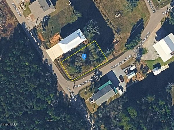 11020 Arkansas Street, Bay Saint Louis, MS 39520