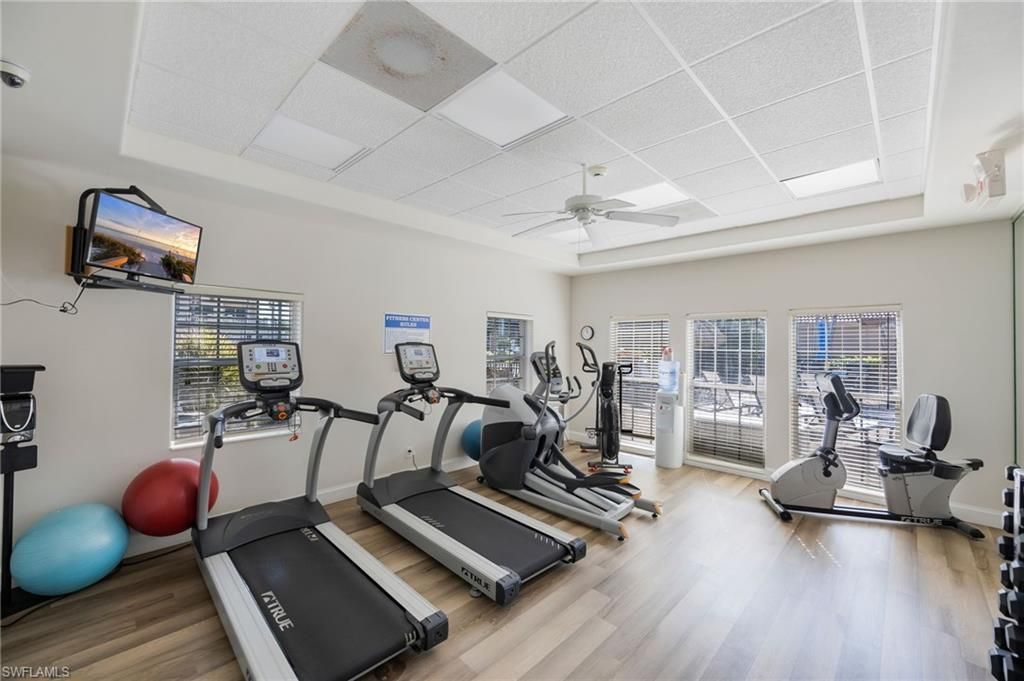 604 El Camino Real, Unit 9-101, Naples, FL 34119 Photo