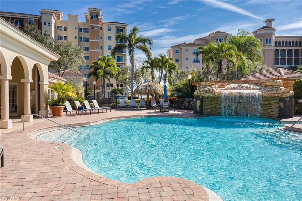 604 El Camino Real, Unit 9-101, Naples, FL 34119 Photo