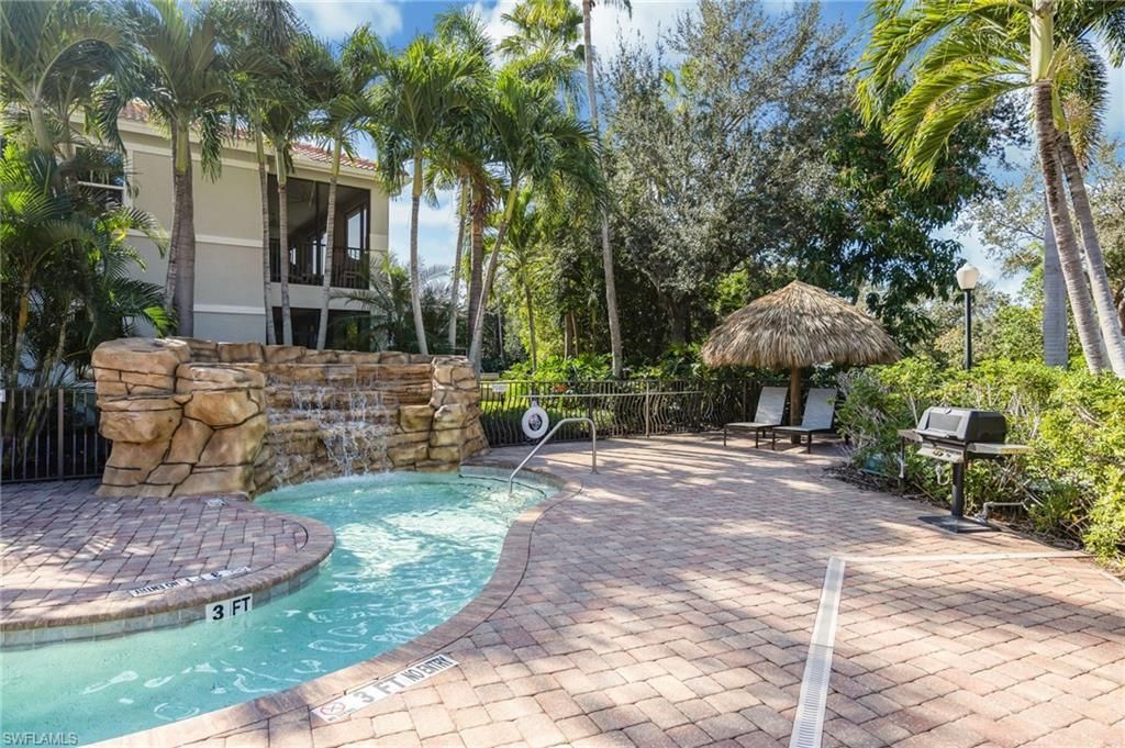 604 El Camino Real, Unit 9-101, Naples, FL 34119 Photo