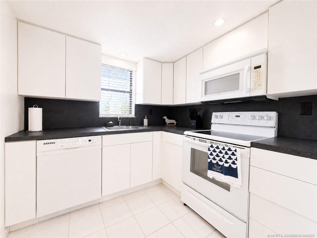 11000 S Ocean Drive, Unit 4I, Jensen Beach, FL 34957 Photo
