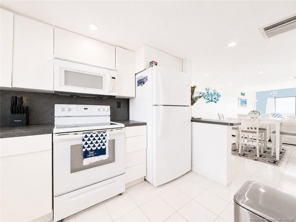 11000 S Ocean Drive, Unit 4I, Jensen Beach, FL 34957 Photo