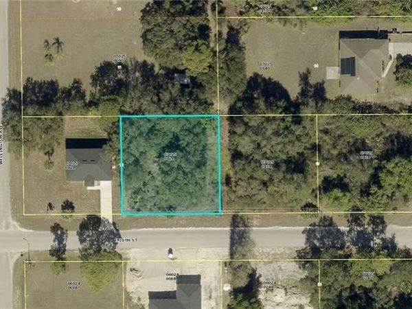 3503 E 10th ST , LEHIGH ACRES, FL 33972