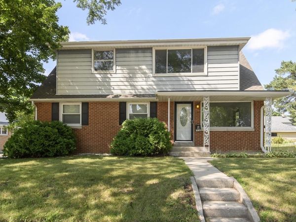 10160 W Montana AVENUE, Unit 10162, West Allis, WI 53227