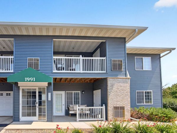 1991 29th Place NW, Unit 101, Rochester, MN 55901
