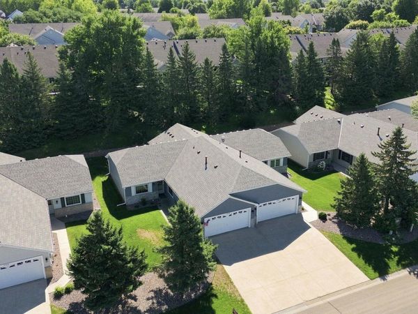 7590 Newbury Road, Woodbury, MN 55125